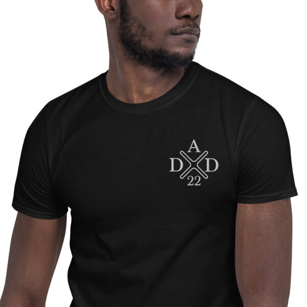 Herren T-Shirt “DAD22” (gestickt)